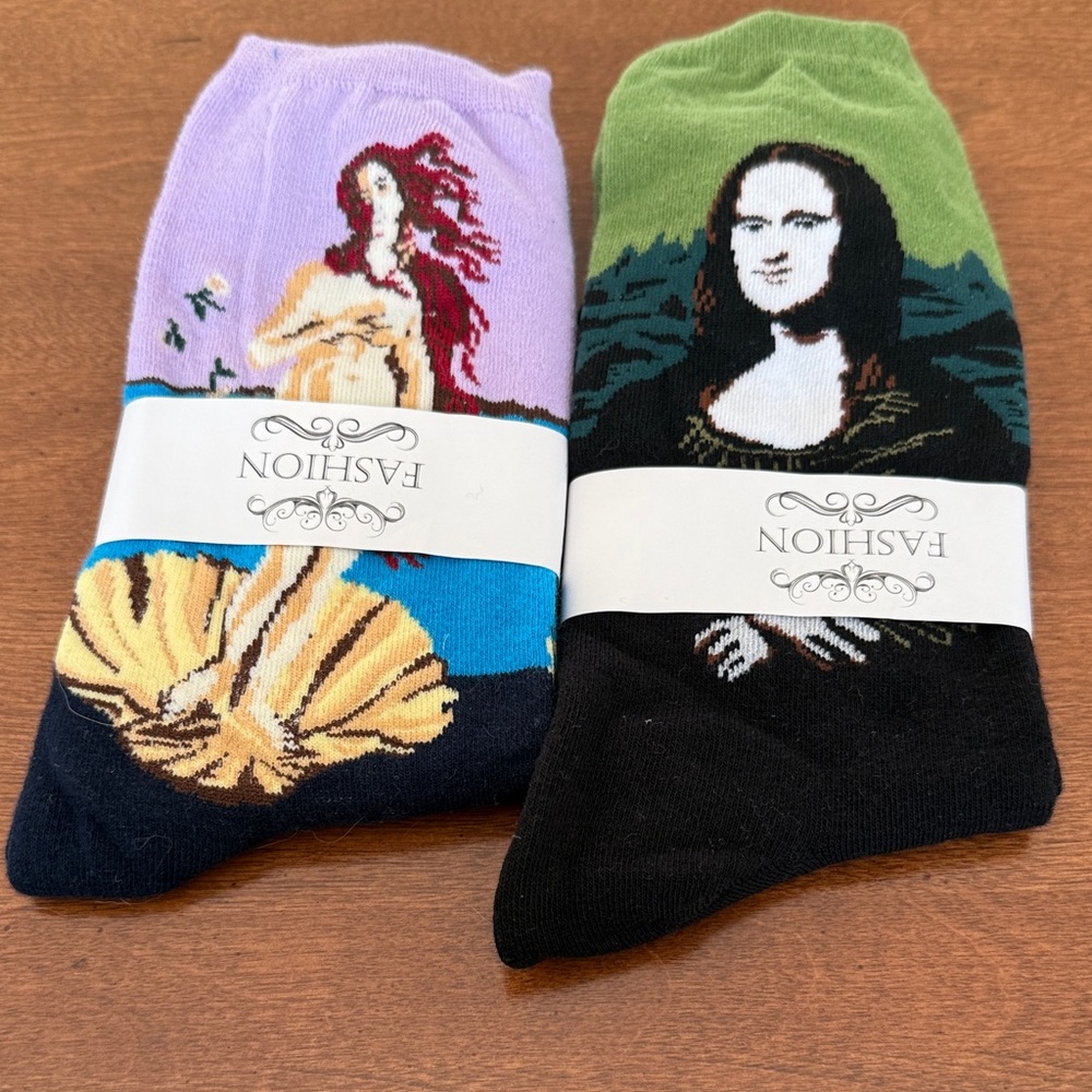 Art inspired socks new Mona Lisa